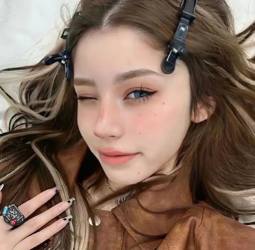 奥伯利的阿依达